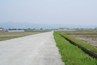 農道（大仙市大曲土地改良区 角間川地区）