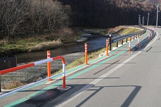 岩手県葛巻町 道路安全対策
